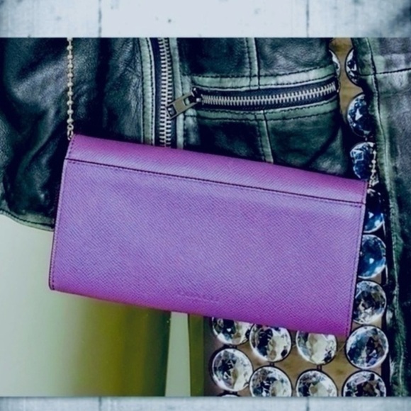 COACH PURPLE CROSSBODY BAG CLUTCH WALLET ON GOLD BEADED CHAIN - Picture 10 of 16